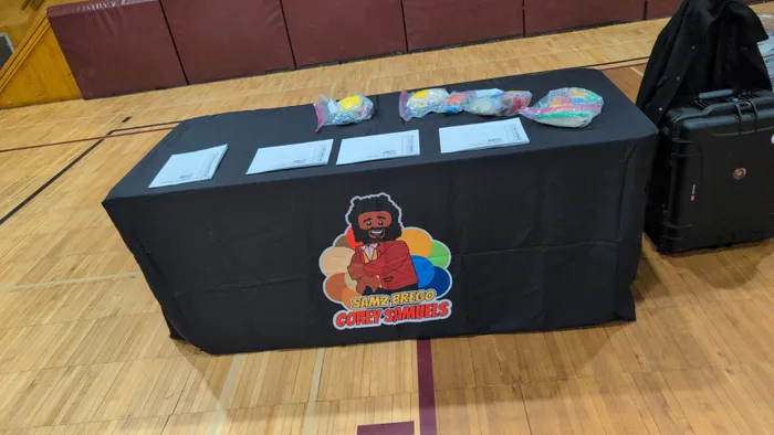 CustomPhoneWalletsNow.com - Custom Rectangle Table Covers