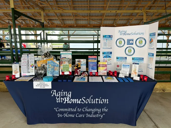 CustomPhoneWalletsNow.com - Custom Rectangle Table Covers