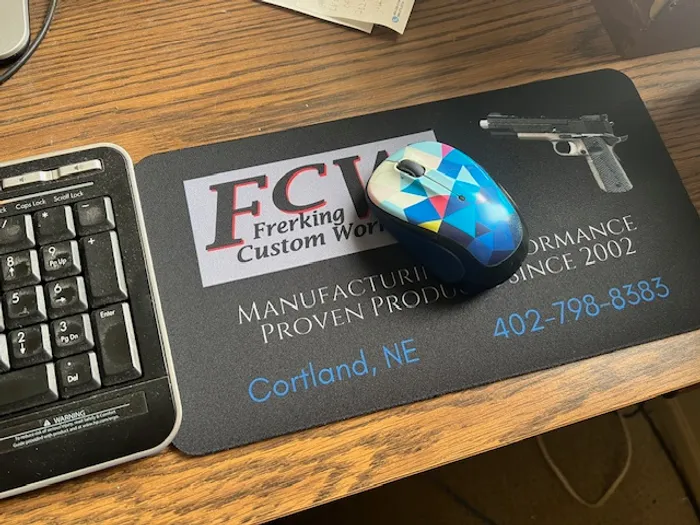 CustomPhoneWalletsNow.com - Custom Printed Rectangular Mouse Pad