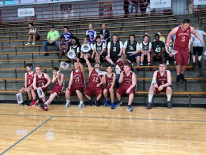 CustomPhoneWalletsNow.com - Custom Hand Flags