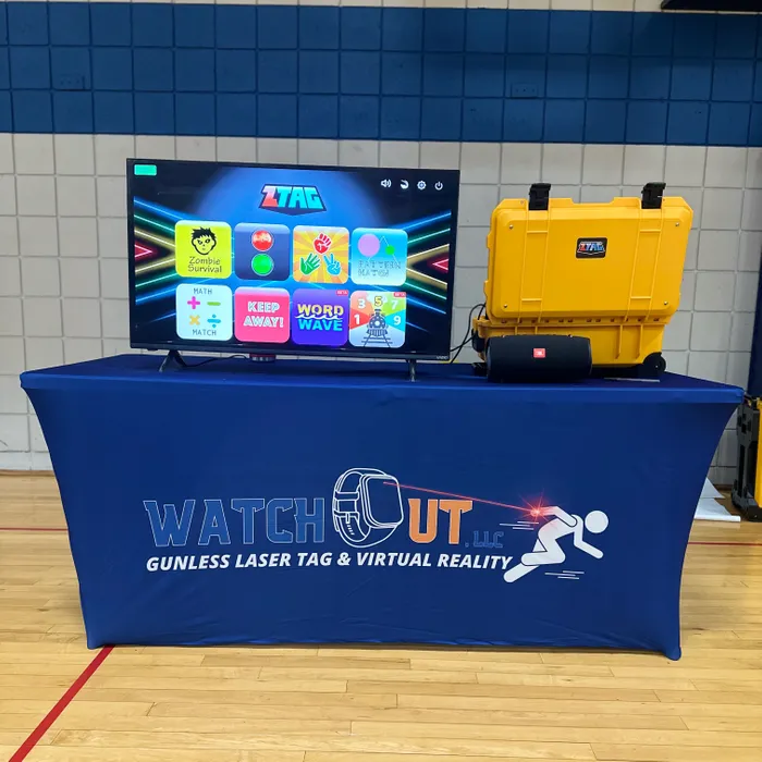 CustomPhoneWalletsNow.com - Custom Rectangle Table Covers