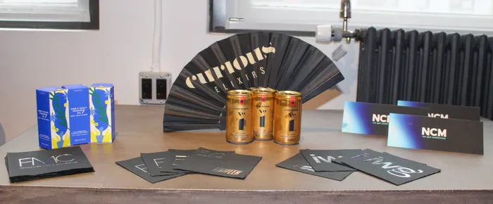 CustomPhoneWalletsNow.com - Custom Foil Stamped Beverage Napkin