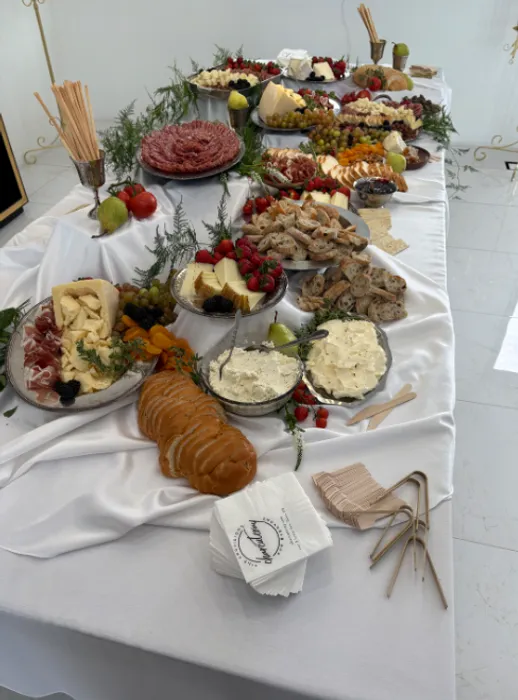 CustomPhoneWalletsNow.com - Custom Beverage Napkin