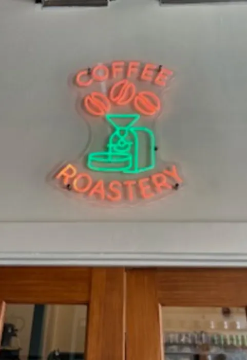 CustomPhoneWalletsNow.com - Artwork Neon Sign