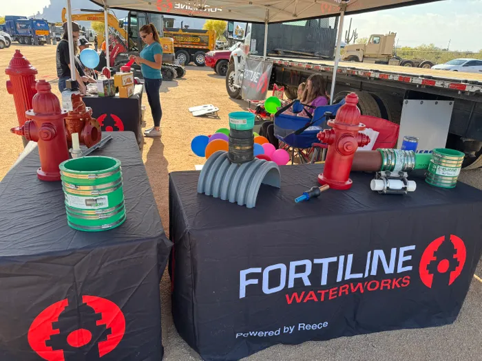 CustomPhoneWalletsNow.com