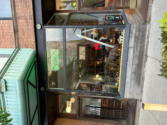 CustomPhoneWalletsNow.com - Custom Neon Sign