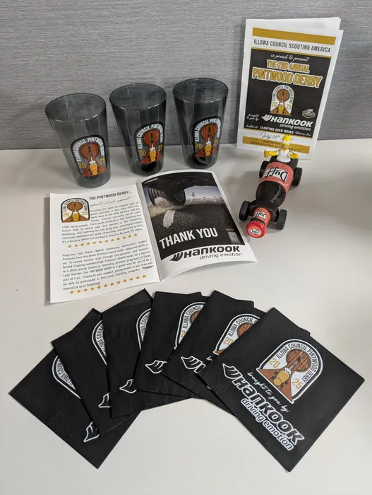 CustomPhoneWalletsNow.com - Custom Beverage Napkin