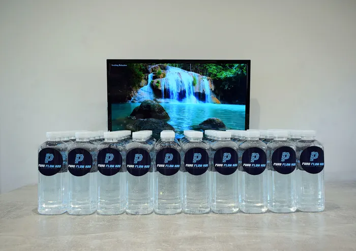 CustomPhoneWalletsNow.com - Circle Stickers