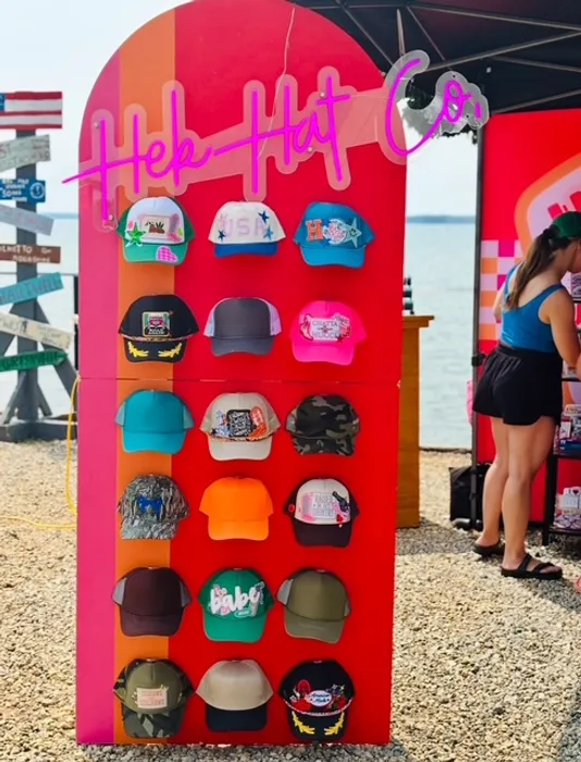 CustomPhoneWalletsNow.com - Custom Neon Sign