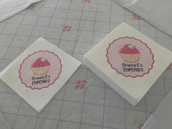 CustomPhoneWalletsNow.com - Custom Beverage Napkin