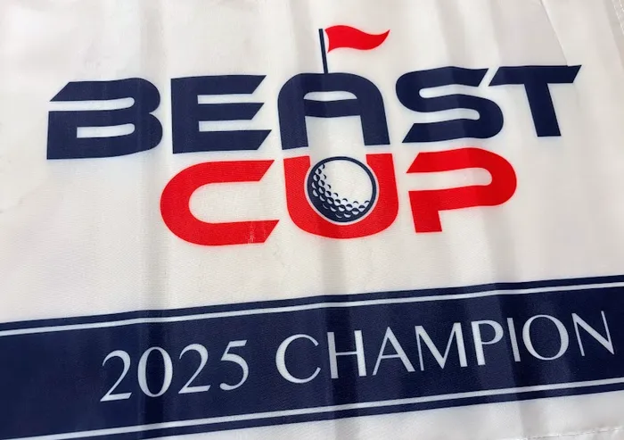 CustomPhoneWalletsNow.com - Golf Flag