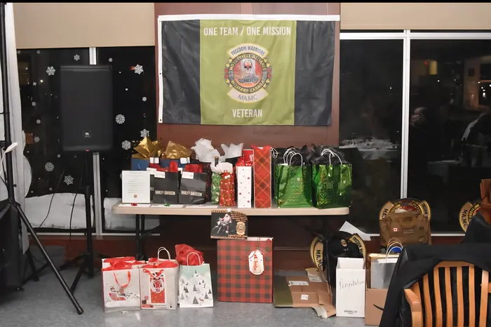 CustomPhoneWalletsNow.com - Rectangle Flag