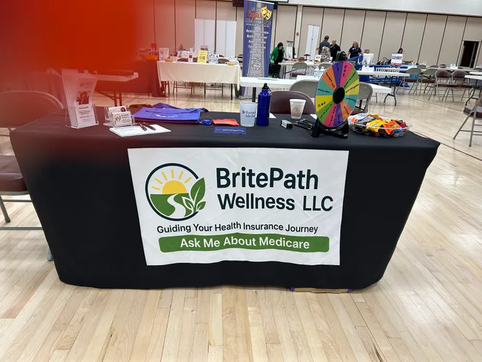 CustomPhoneWalletsNow.com - Custom Rectangle Table Covers