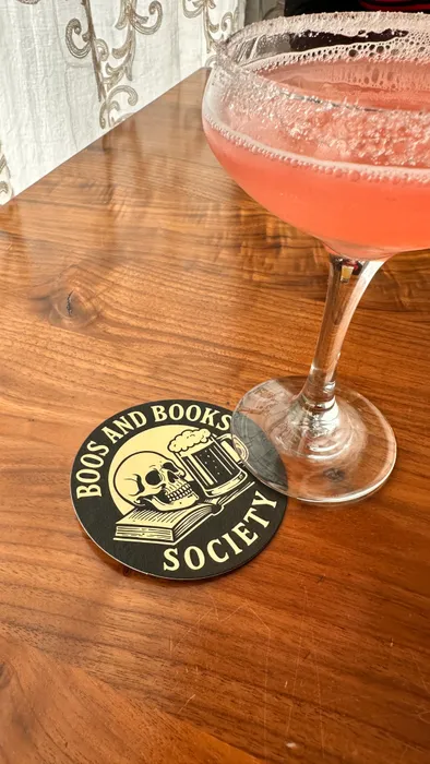 CustomPhoneWalletsNow.com - Paper Coasters