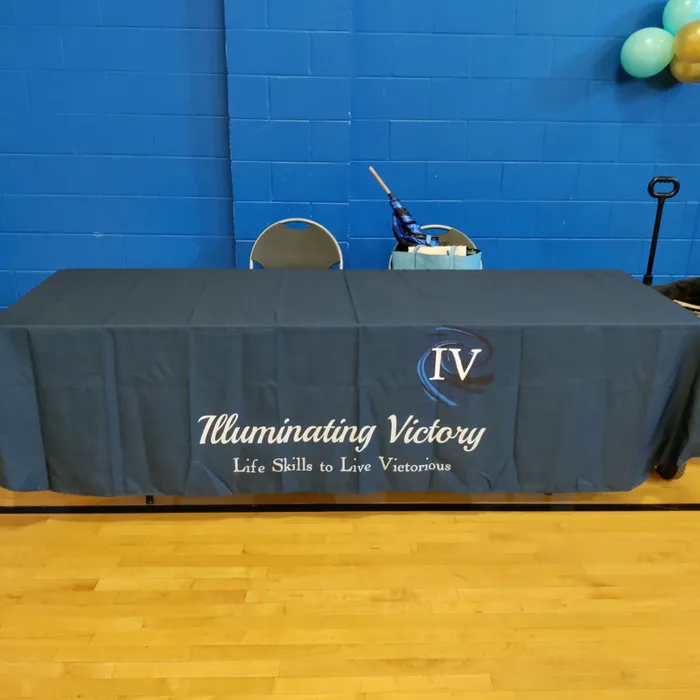 CustomPhoneWalletsNow.com - Custom Rectangle Table Covers