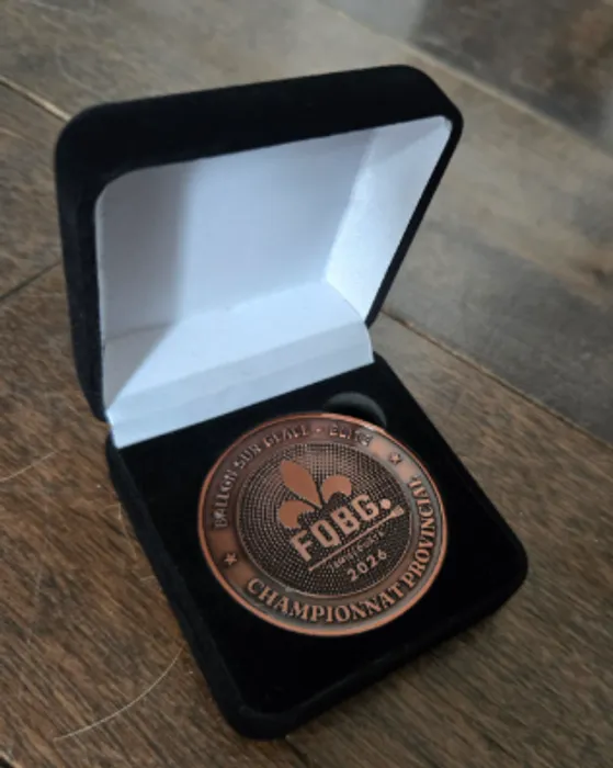 CustomPhoneWalletsNow.com - Die Struck Challenge Coins