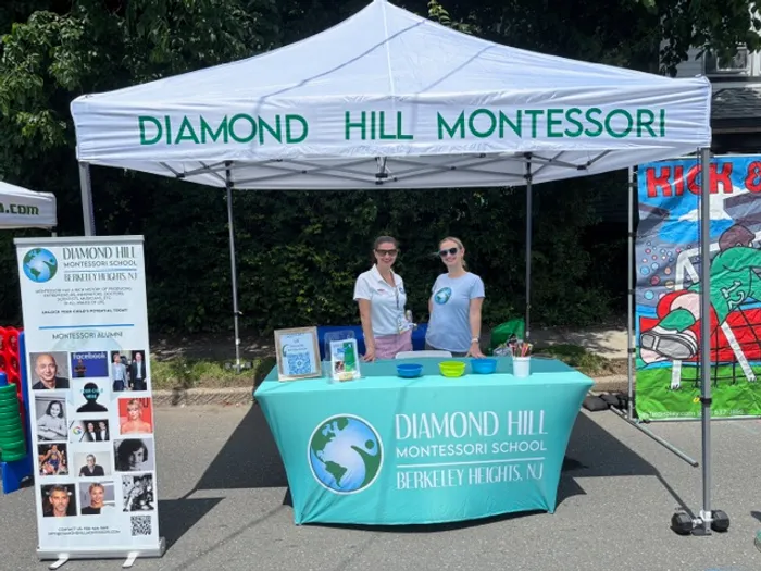 CustomPhoneWalletsNow.com - Custom Rectangle Table Covers