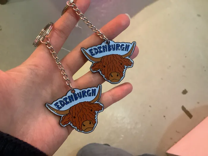 CustomPhoneWalletsNow.com - Metal Keychain