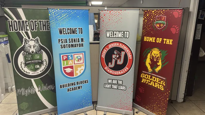 CustomPhoneWalletsNow.com - Roll Up Banner Stands