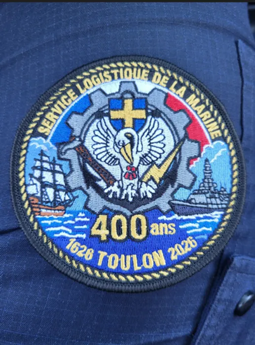 CustomPhoneWalletsNow.com - Embroidered Patches