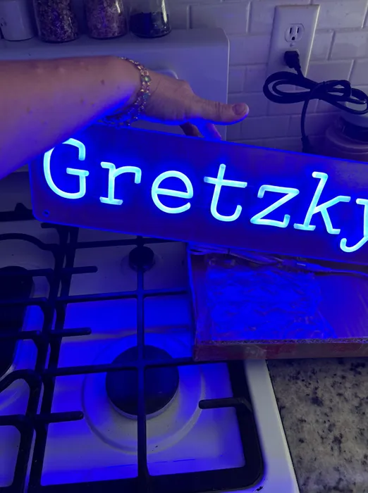 CustomPhoneWalletsNow.com - Custom Neon Sign