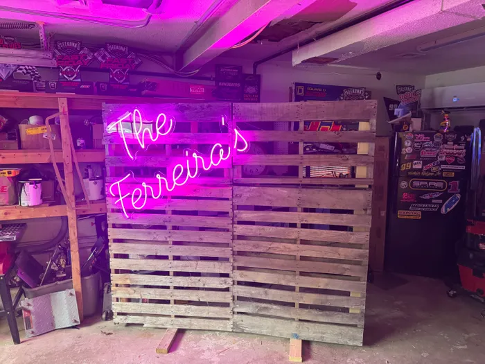 CustomPhoneWalletsNow.com - Custom Neon Sign
