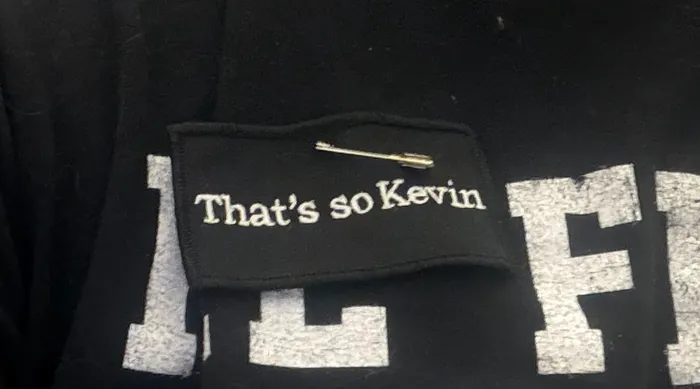 CustomPhoneWalletsNow.com - Embroidered Patches