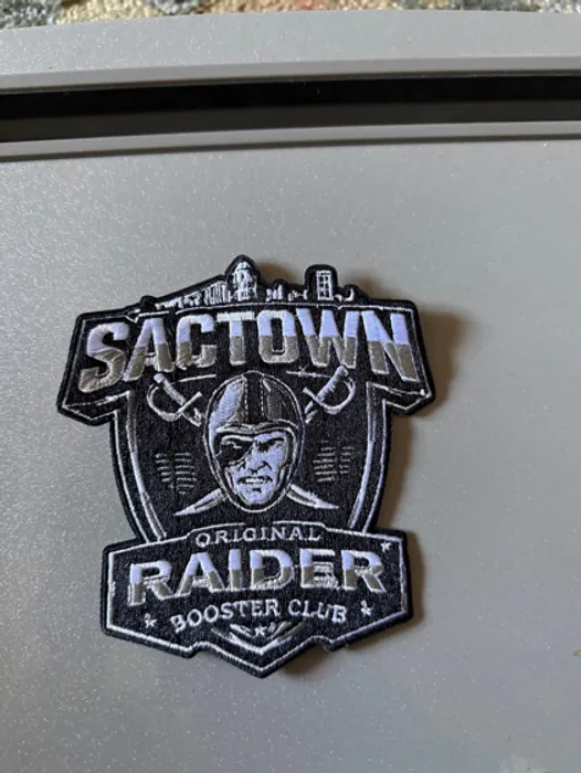 CustomPhoneWalletsNow.com - Embroidered Patches